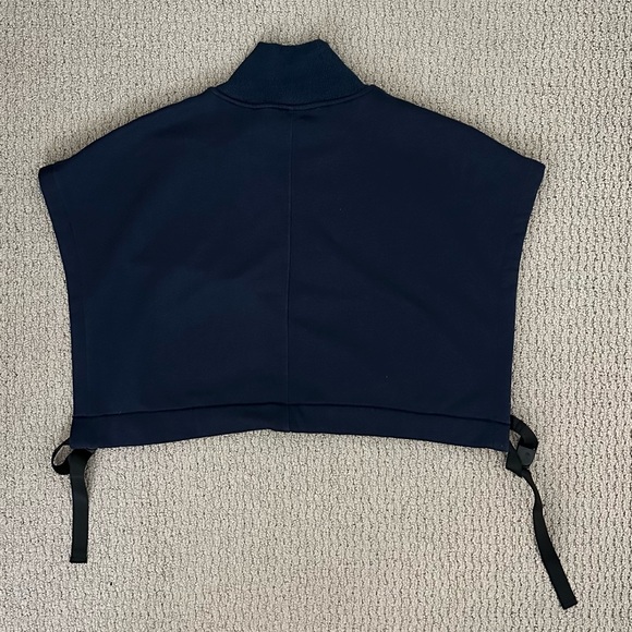 Unisex Korean Design Cropped Navy Quarter Zip Vest with Adjustable Straps - Picture 4 of 4